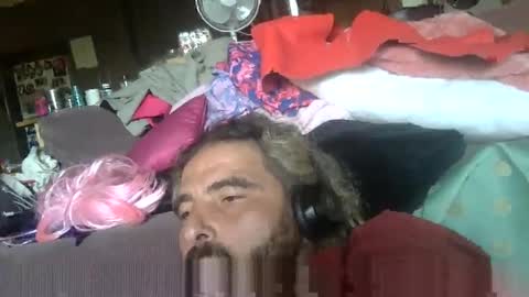 Snapshot of mazl0w chatting on 01-30-25, 08:32 mazl0w online show from 01-30-25, 08:32