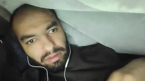 Snapshot of mazza04 chatting on 02-19-26, 05:25 mazza04 online show from 02-19-26, 05:25