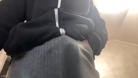 Snapshot of mazza9623 chatting on 12-10-24, 12:17 mazza9623 online show from 12-10-24, 12:17