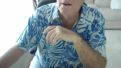 Beastie online show from 12-17-24, 06:09