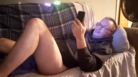 Snapshot of mcfly1973 chatting on 01-31-25, 08:43 mcfly1973 online show from 01-31-25, 08:43