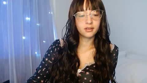 Snapshot of mckayla_honey11 chatting on 02-28-26, 03:13 Mckayla online show from 02-28-26, 03:13