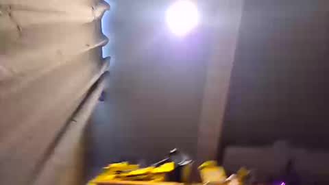 mclovinmackay online show from 10-19-25, 05:24