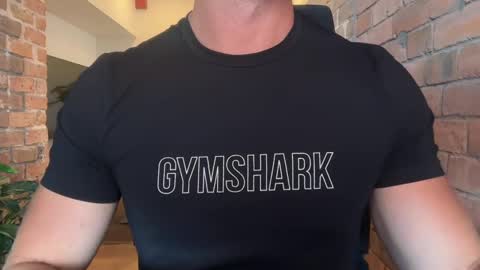 mcr8080 online show from 10-25-25, 12:13