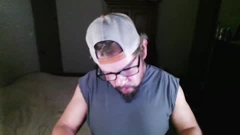 Snapshot of mdfernandez chatting on 03-03-26, 02:28 markus bizarrkus online show from 03-03-26, 02:28