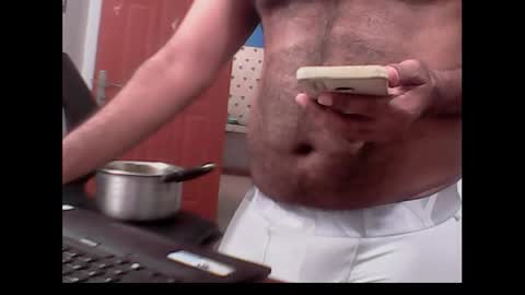 Snapshot of me_hai12 chatting on 12-03-24, 03:44 me_hai12 online show from 12-03-24, 03:44