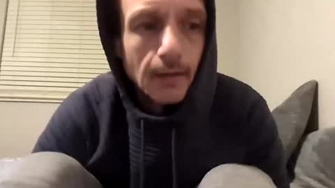 Snapshot of meanfinger chatting on 02-07-26, 02:15 Jizzy online show from 02-07-26, 02:15