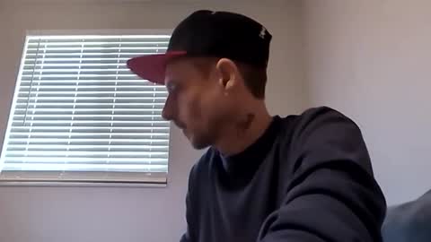 Snapshot of meanfinger chatting on 02-10-26, 09:30 Jizzy online show from 02-10-26, 09:30