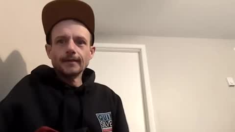 Snapshot of meanfinger chatting on 02-16-26, 08:05 Jizzy online show from 02-16-26, 08:05