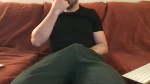 Snapshot of mecc2c chatting on 01-28-25, 04:50 mecc2c online show from 01-28-25, 04:50