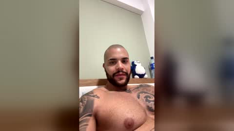 Snapshot of medellindrak chatting on 12-23-25, 12:41 filippoae online show from 12-23-25, 12:41