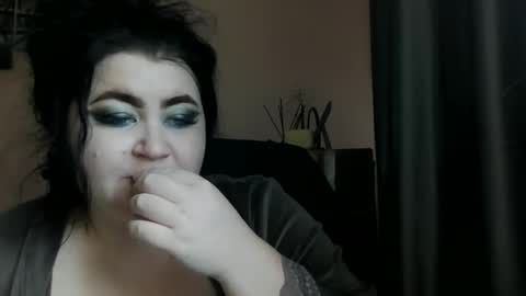 Snapshot of medjik_lool chatting on 12-16-24, 10:29 Oltereodora-lima online show from 12-16-24, 10:29