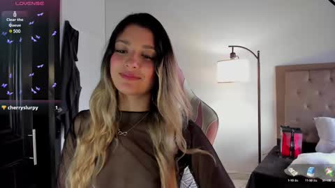 Snapshot of meduza_sexy_caramel chatting on 02-22-25, 03:14 Baio online show from 02-22-25, 03:14