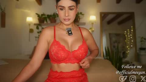 Andrea  online show from 04-17-26, 01:58