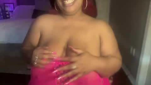 Snapshot of meetsouthernpeach chatting on 01-11-25, 09:46 Southern Peach online show from 01-11-25, 09:46