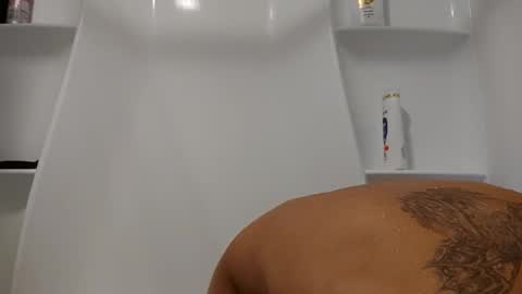 Snapshot of megamanxxx90 chatting on 10-17-25, 01:20 MegamanXXX online show from 10-17-25, 01:20