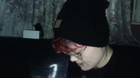 Snapshot of megan_coop3r_ chatting on 12-29-24, 09:17 Megan and sophi online show from 12-29-24, 09:17