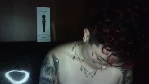 Snapshot of megan_coop3r_ chatting on 01-08-25, 06:41 Megan and sophi online show from 01-08-25, 06:41