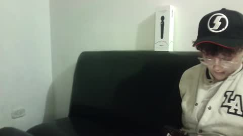 Snapshot of megan_coop3r_ chatting on 02-08-25, 07:59 Megan and sophi online show from 02-08-25, 07:59