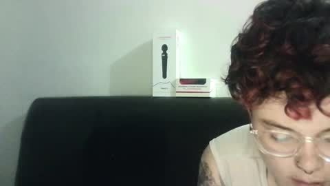 Snapshot of megan_coop3r_ chatting on 02-18-25, 08:05 Megan and sophi online show from 02-18-25, 08:05