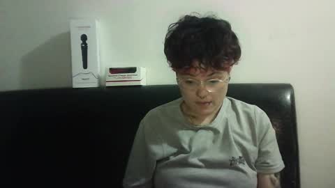 Snapshot of megan_coop3r_ chatting on 02-24-25, 08:06 Megan and sophi online show from 02-24-25, 08:06