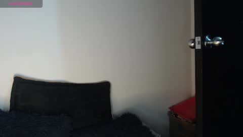 Snapshot of megan_coop3r_ chatting on 10-06-25, 05:38 Megan and sophi online show from 10-06-25, 05:38