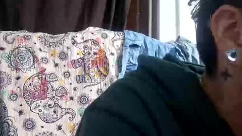 Snapshot of megan_coop3r_ chatting on 10-19-25, 05:30 Megan and sophi online show from 10-19-25, 05:30