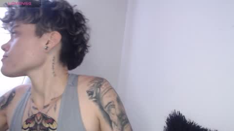 Snapshot of megan_coop3r_ chatting on 12-02-25, 09:54 Megan and sophi online show from 12-02-25, 09:54