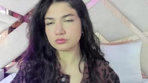     online show from 10-21-25, 11:44