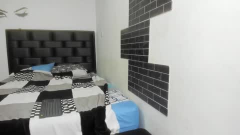 megan_greyxx online show from 09-24-25, 01:03