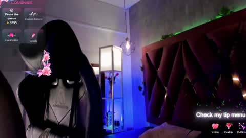 Snapshot of megan_inked_ chatting on 01-17-25, 03:12 online show from 01-17-25, 03:12