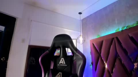 Snapshot of megan_inked_ chatting on 01-30-25, 02:38 online show from 01-30-25, 02:38