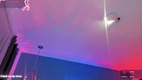 Snapshot of megan_inked_ chatting on 09-21-25, 02:13 online show from 09-21-25, 02:13