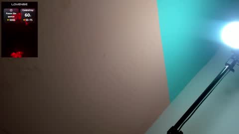 Snapshot of megan_kis9 chatting on 12-12-24, 09:04 megan online show from 12-12-24, 09:04