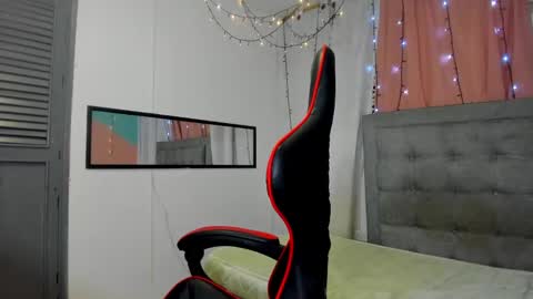 Snapshot of megan_kis9 chatting on 02-24-25, 04:47 megan online show from 02-24-25, 04:47