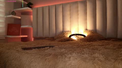     online show from 11-25-25, 12:05