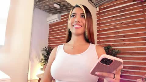 megan_raiin online show from 03-07-25, 05:40