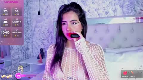 MEGAN  online show from 02-05-25, 10:41