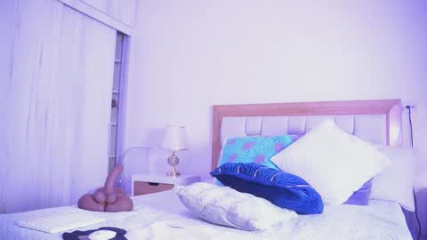 Snapshot of megan_rous2 chatting on 11-26-25, 03:07 megan online show from 11-26-25, 03:07