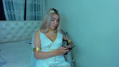 Megan rose online show from 11-01-25, 01:07