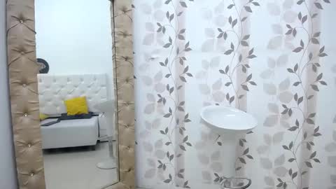 Snapshot of megan_sweet_1 chatting on 01-29-25, 11:41 megan_sweet_1 online show from 01-29-25, 11:41