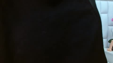 Snapshot of megan_sweet_1 chatting on 02-05-25, 05:53 megan_sweet_1 online show from 02-05-25, 05:53