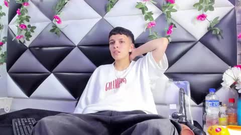 megan_thompsonn_ online show from 11-20-25, 02:34