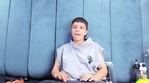 Snapshot of megan_thompsonn_ chatting on 02-15-26, 08:02 megan_thompsonn_ online show from 02-15-26, 08:02