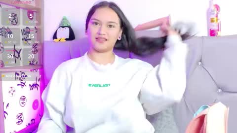 Megan online show from 11-21-25, 03:44