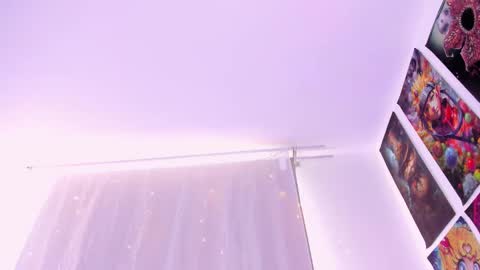 Megan  online show from 11-08-25, 08:07