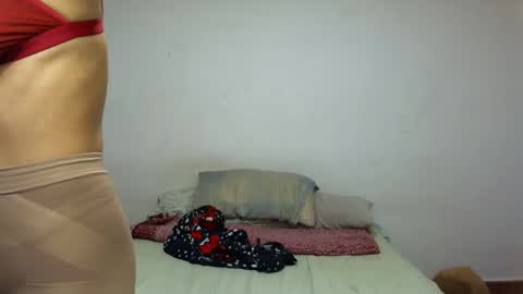 Snapshot of meganandmax1 chatting on 02-05-26, 02:38 meganandmax1 online show from 02-05-26, 02:38