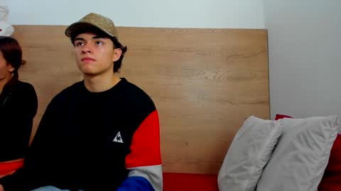 meganandtayler online show from 12-19-25, 12:23