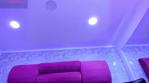 Snapshot of meganfoxxi_ chatting on 02-28-25, 11:56 MeganFOXXI online show from 02-28-25, 11:56