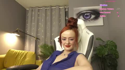 MeganieX online show from 11-14-25, 01:59